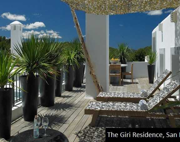 Častio radnike luksuznim hotelom