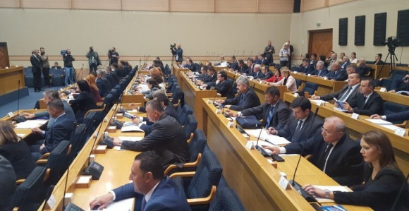 Vlada treba da  povuče Izvještaj