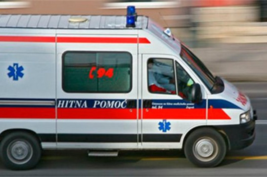 Аутобус прегазио жену у Београду