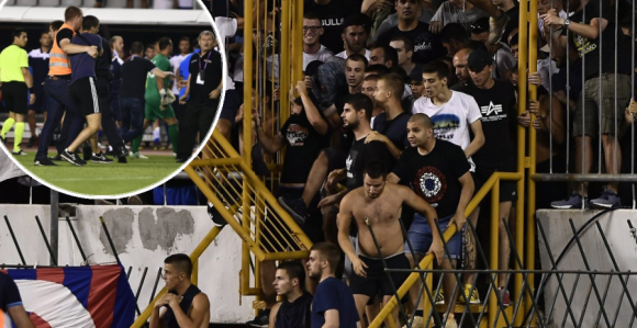 Video: Torcida napala Hajdukove igrače i upravu!