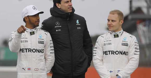 Volf iznenađen dobrim odnosom Hamiltona i Botasa!