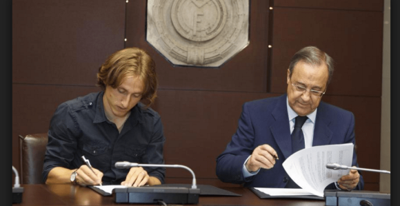 Модрић избушио тужбу Реала, у рату с Перезом!