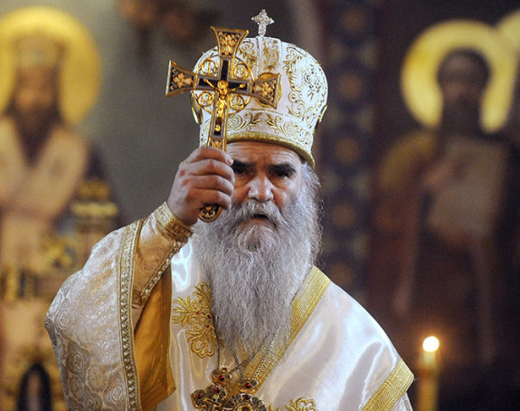 Policija udarila na sveštenstvo 