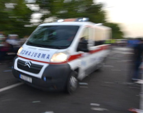 Prevozio djecu i umro za volanom 