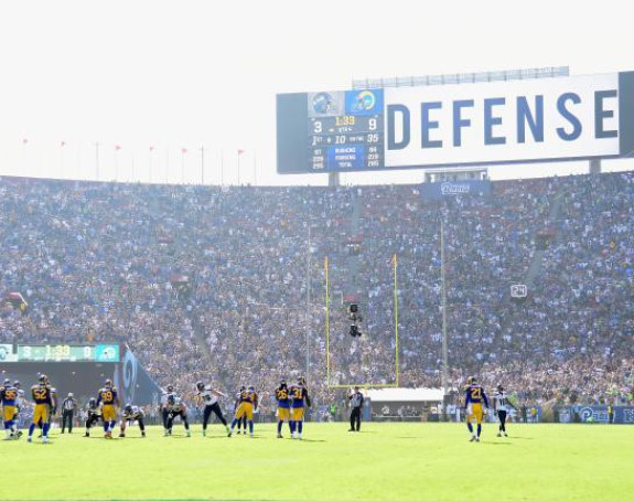 NFL: Los Anđeles slavio pobjedu poslije 22 godine!