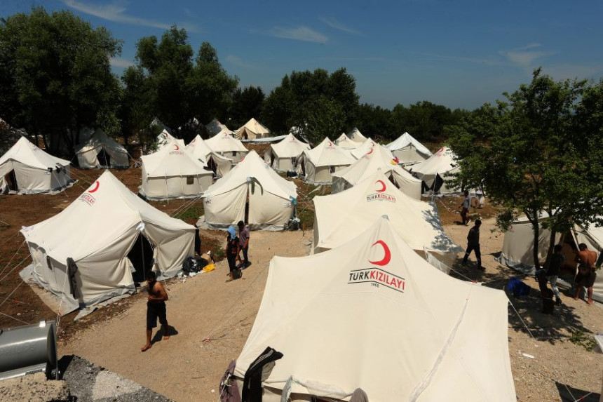 Krvavi obračun migranata u kampu u Bihaću