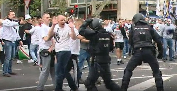 Video: ''Navijači'' Legije se tukli sa policijom pola sata!