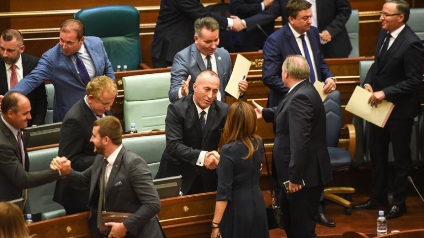Moskva formirala Vladu u Prištini?