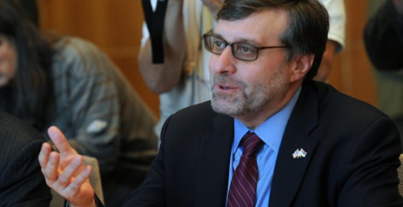 Шанса за Београд и Приштину