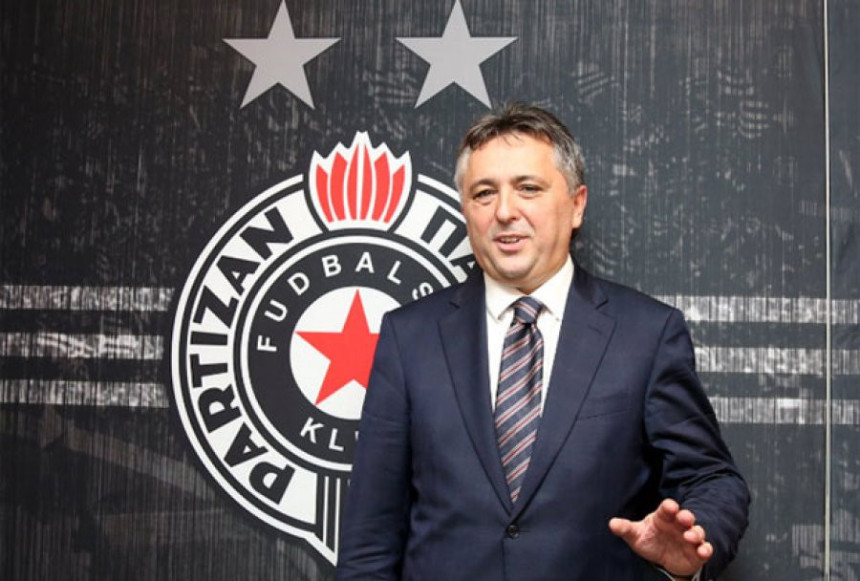 Поповић: Не дугујемо Андрији! Хтио бих да остане!