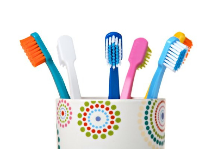 Колико често мијењате четкицу за зубе?