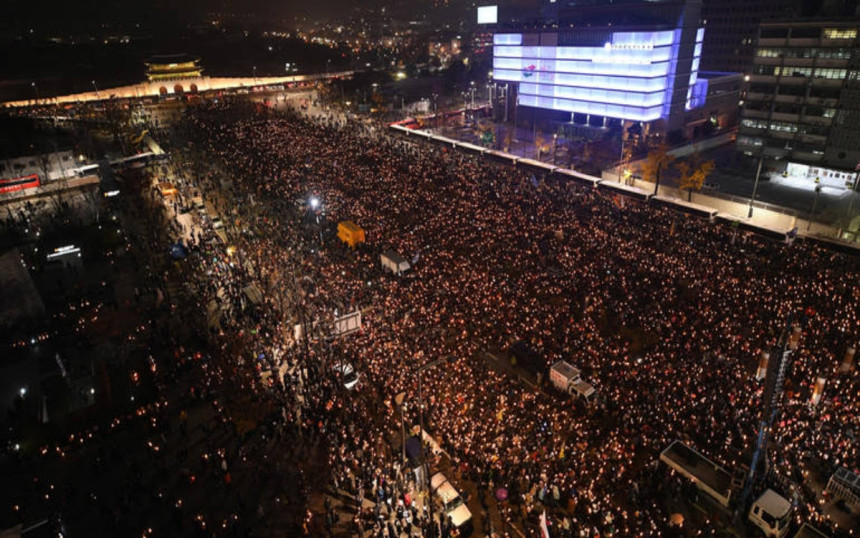 Masovni protesti u Južnoj Koreji
