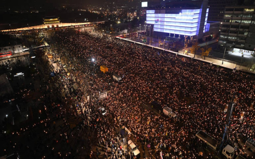 Masovni protesti u Južnoj Koreji
