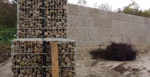 Ograda: Nijemci grade zid visok 4 metra