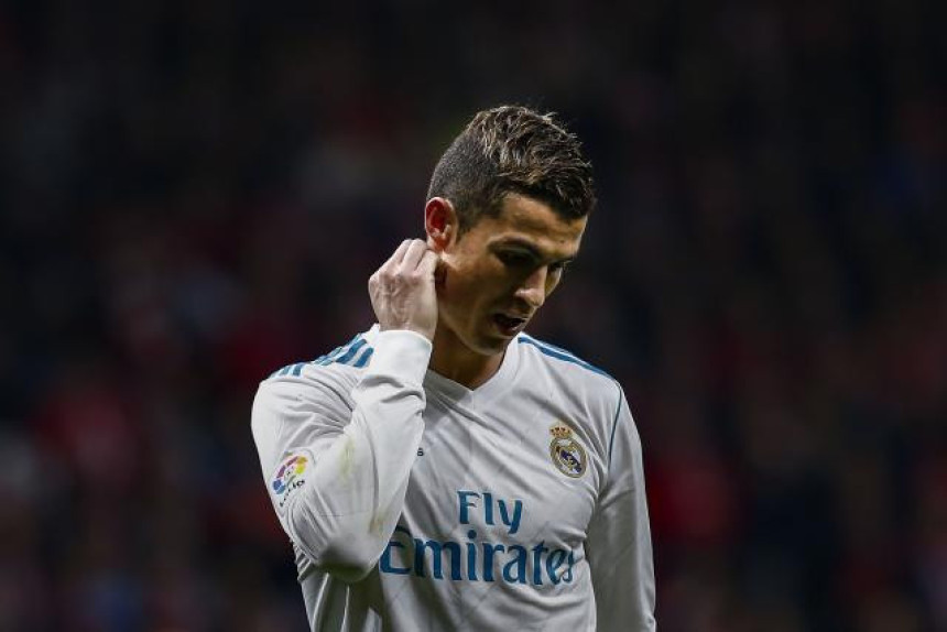 Šta se dešava sa Ronaldom?!