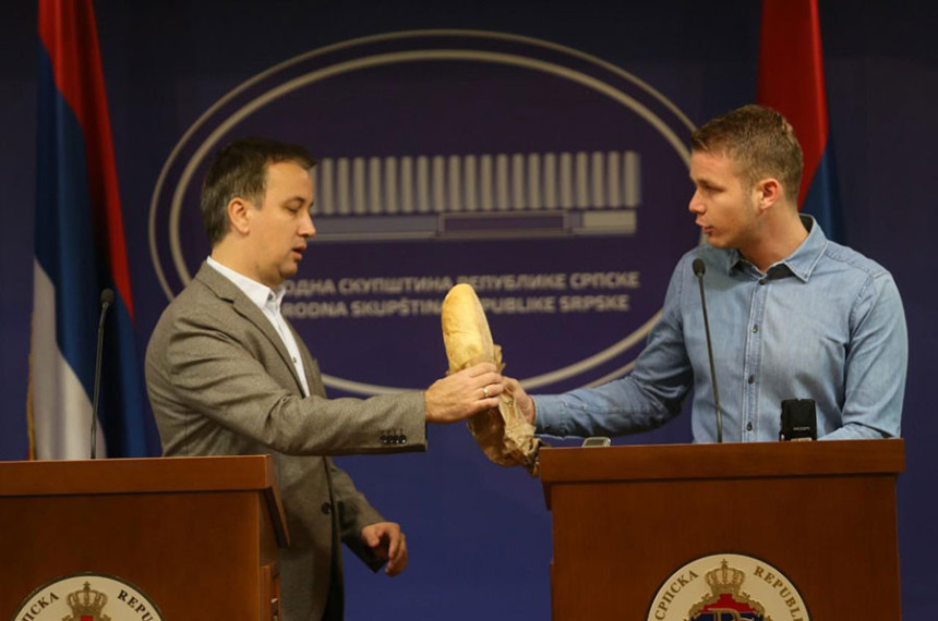 Шукало одбио "бијели хљеб"