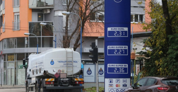 Počela trka za preuzimanje "Krajinapetrola"