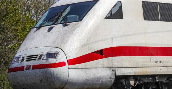 Стали возови у Канади због штрајка возача