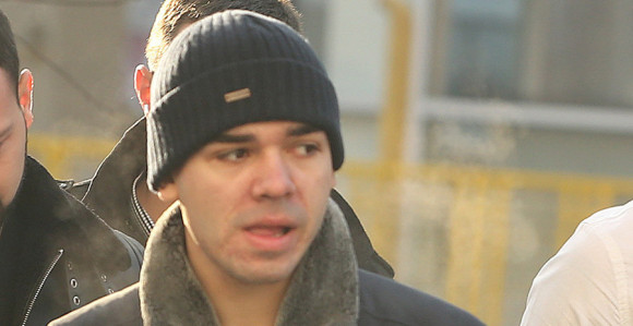 Miloš Ećim dva mladića pretukao na koncertu u BL