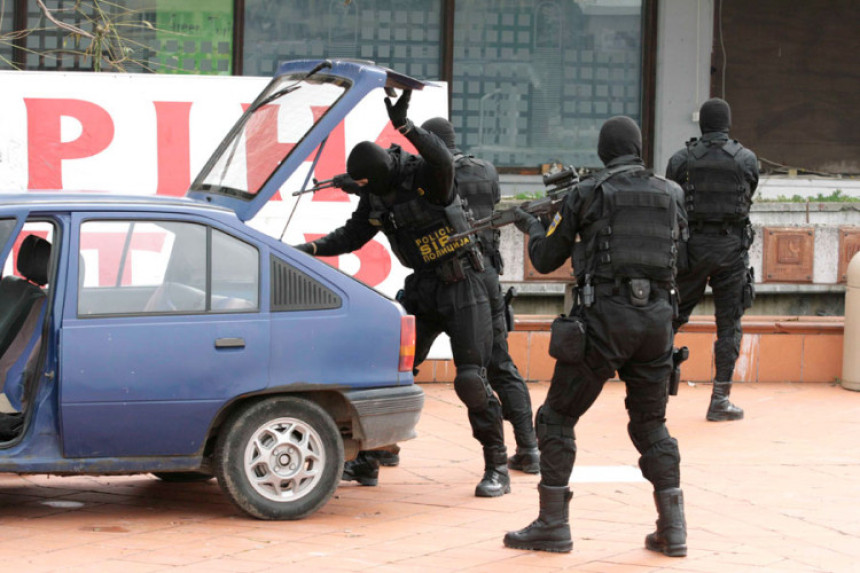 Zeleno svjetlo za veće plate policiji?