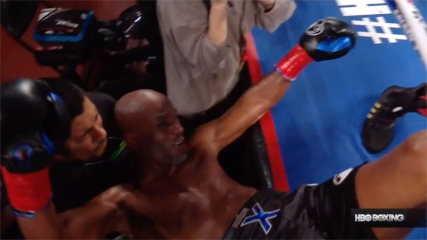 Video: Bernard Hopkins završio karijeru van ringa, ali bukvalno!