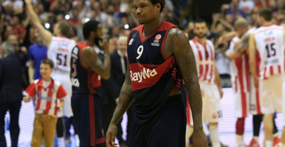 Dion Tompson popunjava reket Zvezde?!