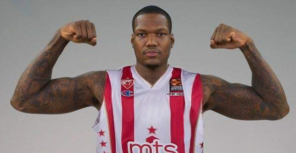 Video: "Dione Tompsone, dobro došao u Crvenu zvezdu"!