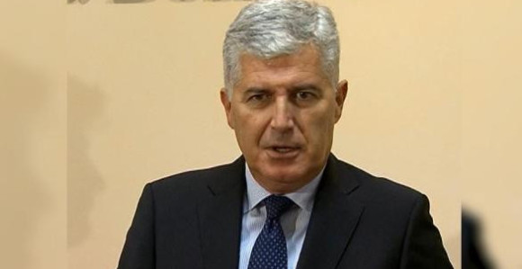 Nema novca od MMF bez rješenja akciza na naftu