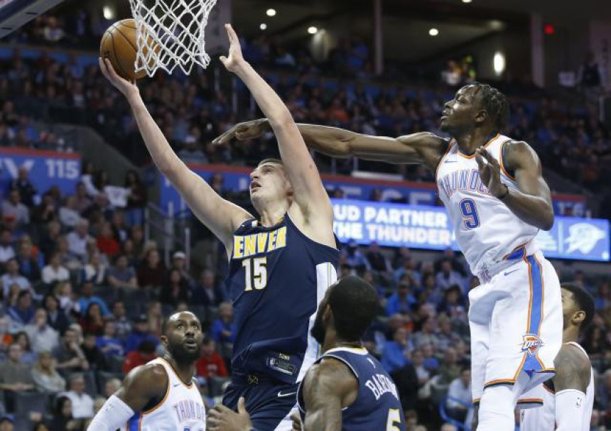 Video: Jokić blizu dabl-dabla, Teodosić razigravao!