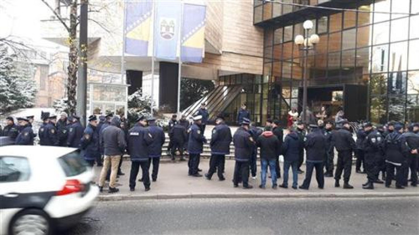 Policajci protiv zakona o PIO FBiH