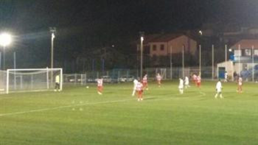 Zvezda krenula u ''trećoj brzini''!