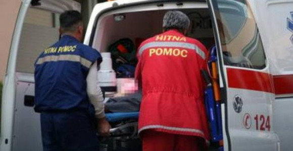 Majka i sin umrli od gladi i hladnoće