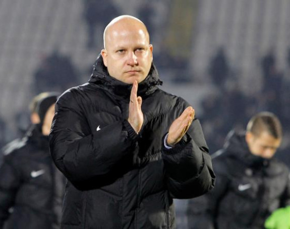 Nikolić: Poremetio bi nas odlazak Jevtovića ili Evertona!