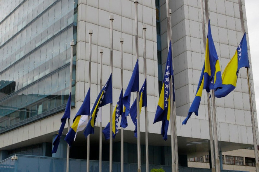 Vlast u BiH pod lupom stranaca