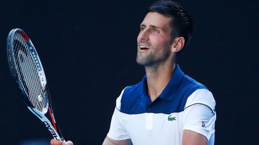 AO: Novak kroz bolove i tri seta do osmine finala!
