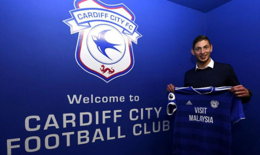 Званично: Кардиф купио Салу за клупски рекорд!