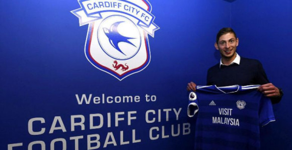 Званично: Кардиф купио Салу за клупски рекорд!