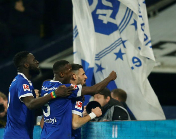 БЛ: Шалке прекинуо низ Волфсбурга и примакао се Европи!