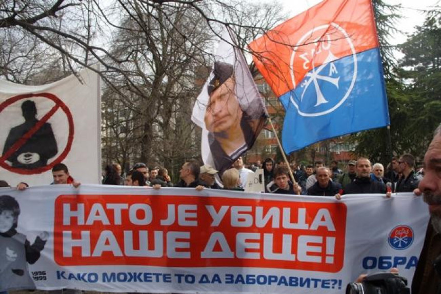 Београд: Протест због споразума са НАТО