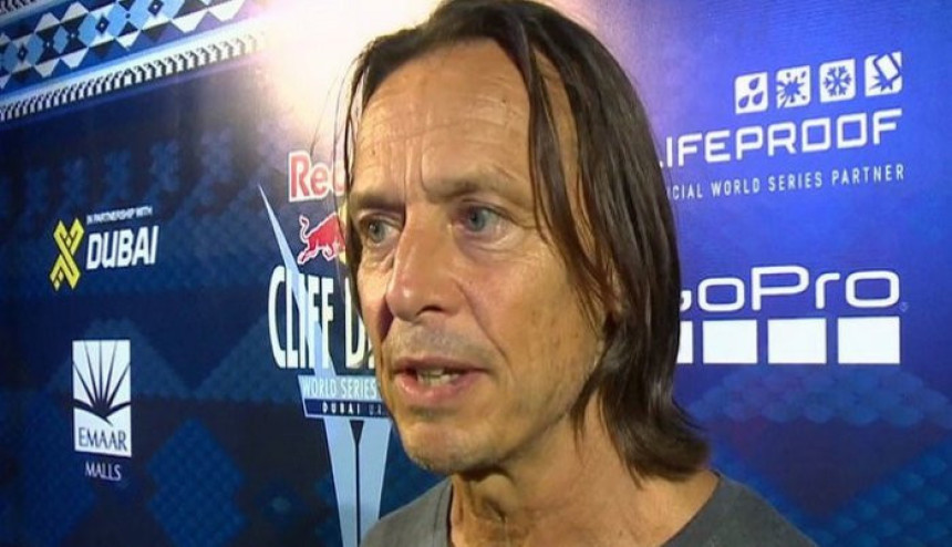 Petostruki olimpijac pronađen mrtav na dnu bazena!