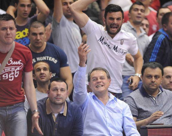 ''Grobari'' ponovo vrijeđali i psovali Čovića!