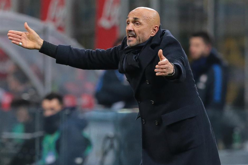 Inter posrće, Spaleti pod pritiskom!