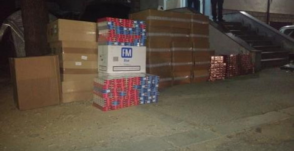 Pronađeno 2 000 paklica cigareta 