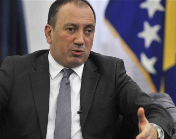 Neće biti stava o Igoru Crnatku? 