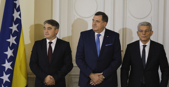 213.000 KM za avionske karte