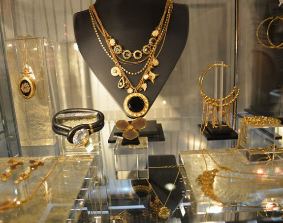 38 miliona KM na zlato i dragulje