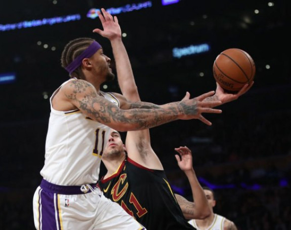 Bizli višak u Lejkersima, pravac Kina!