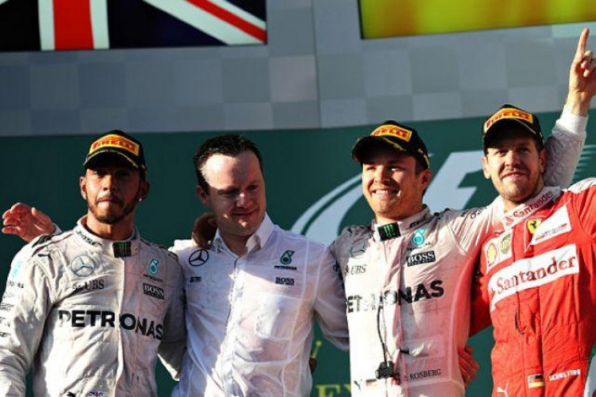 Počela F1: Rozberg slavio, Alonso se slupao!