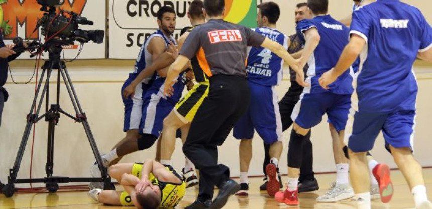 Stigle kazne za tuču u Splitu: "Hlađenje", novac..!