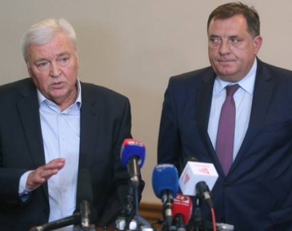 Pavić demantuje Dodikov SNSD